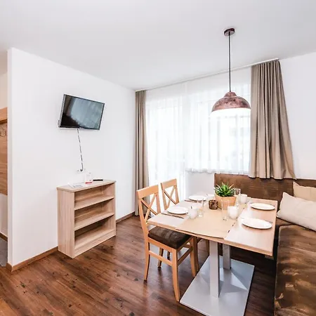 Apart Jasmin Apartment Flachau Exterior photo
